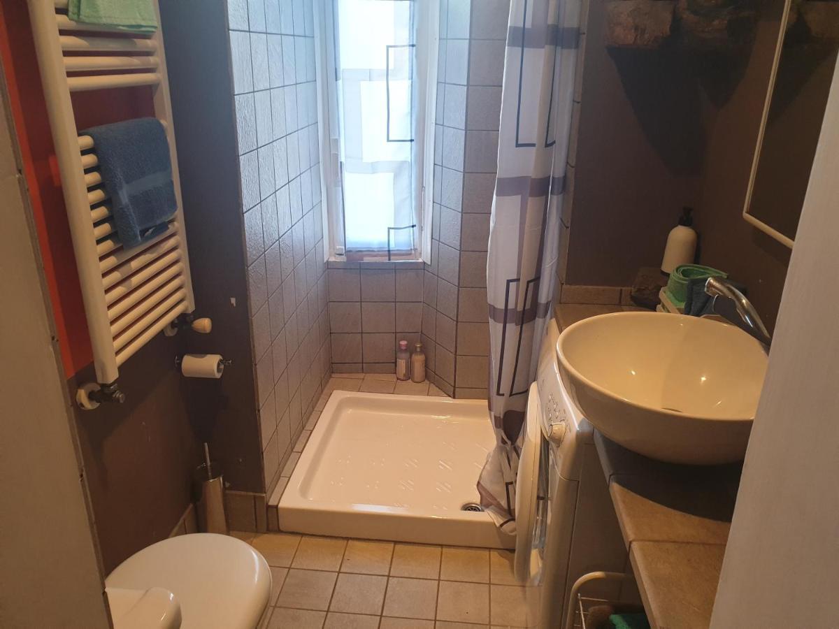 Morenikahome Borgofranco d'Ivrea Exteriör bild